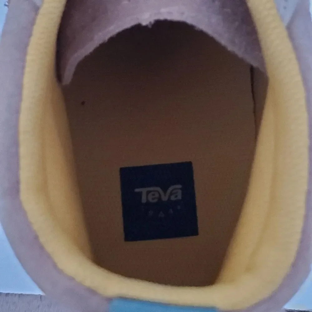 TEVA Highside '84 Mid‎ Sneakers Women's 5.5 Beige Suede Casual Outdoor Shoes